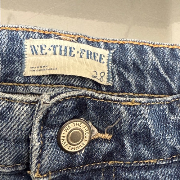 Free People “ We The Free” Augusta High Rise Slim Barrel Jeans size 28 - Picture 8 of 11